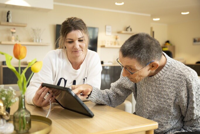 Fachkraft (m/w/d) Unterstützte Kommunikation Job-ID 2384, 1. Bild